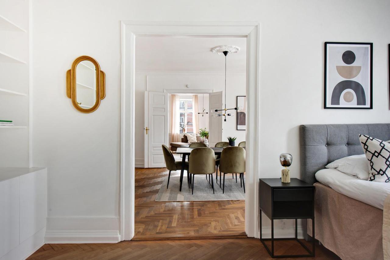 Sanders Square - Spacious Six-Bedroom Apartment Near Amalienborg Copenhagen Exterior photo